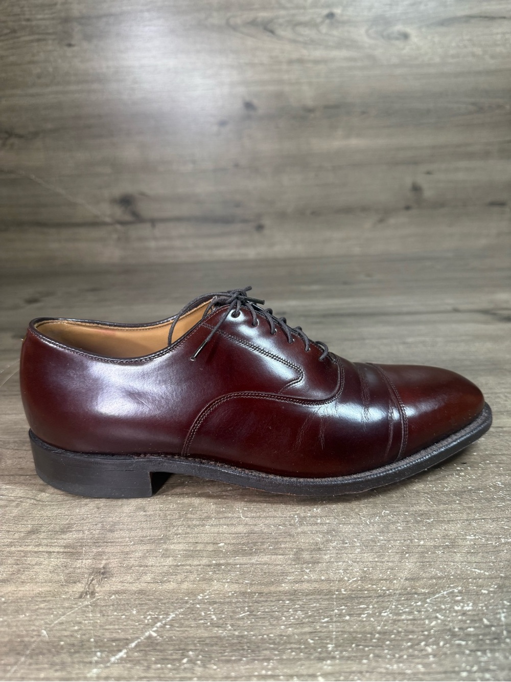 Johnston & Murphy Optima Oxford Shoes Mens 9 B Burgundy Cap Toe Made USA Vintage